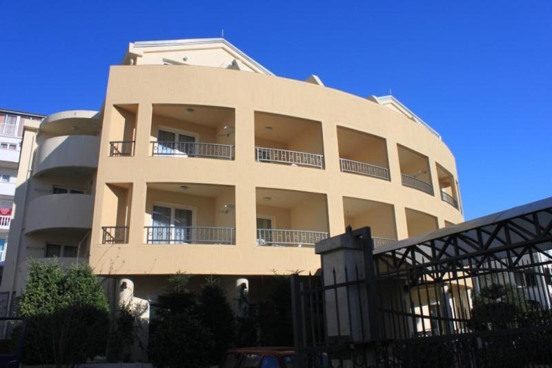 Apartmani Mirenza Μπούντβα Εξωτερικό φωτογραφία